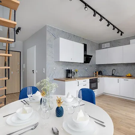 Flaminga Two-level Apartment *